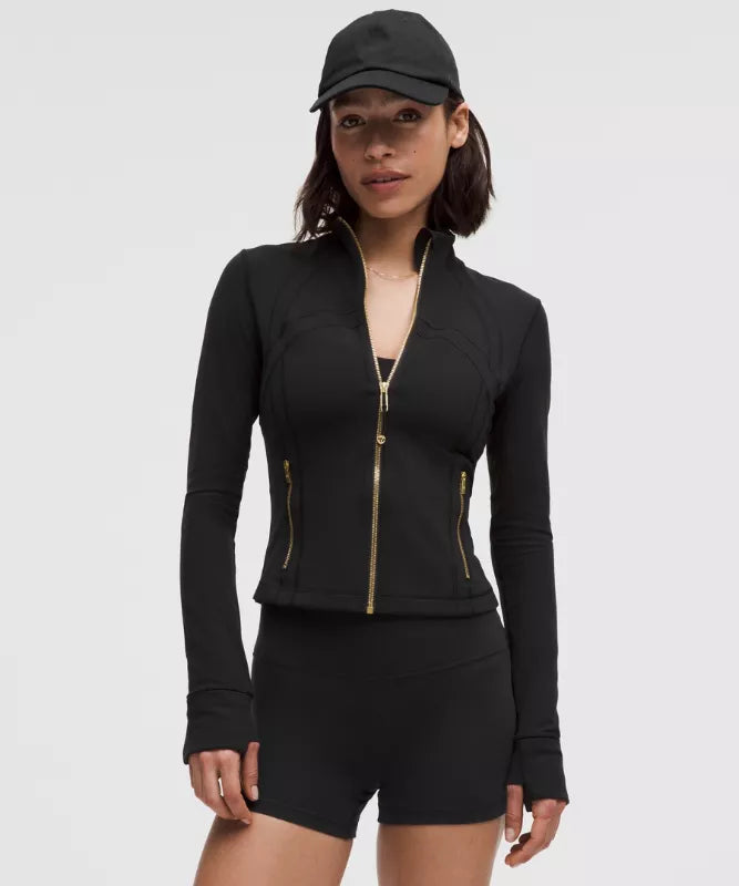(QUICK SHIP🚚) Cropped Black + Gold Zip Lulu