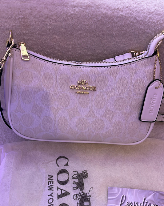 (QUICK SHIP🚚) Coach Teri Shoulder Bag